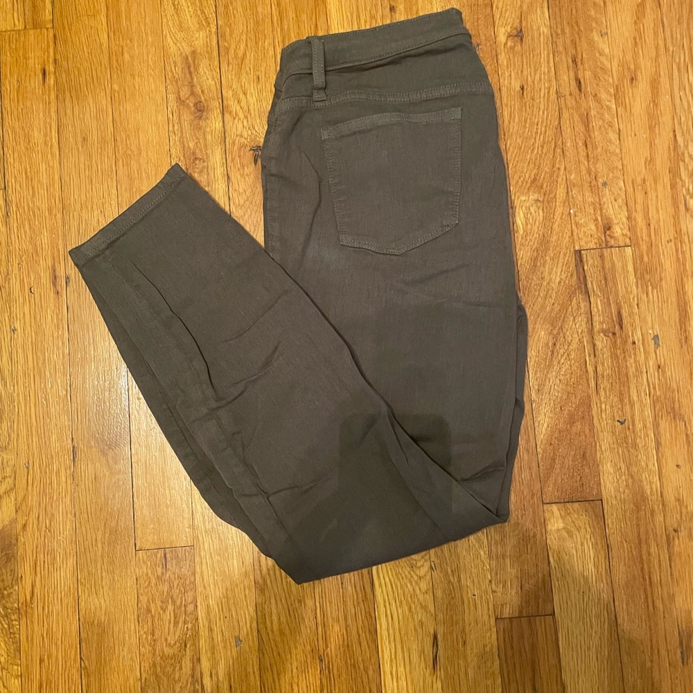 Women's Skinny Jeans in Dark Gray